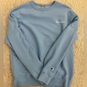 Champion men’s crewneck sweatshirt. Light blue. Medium.